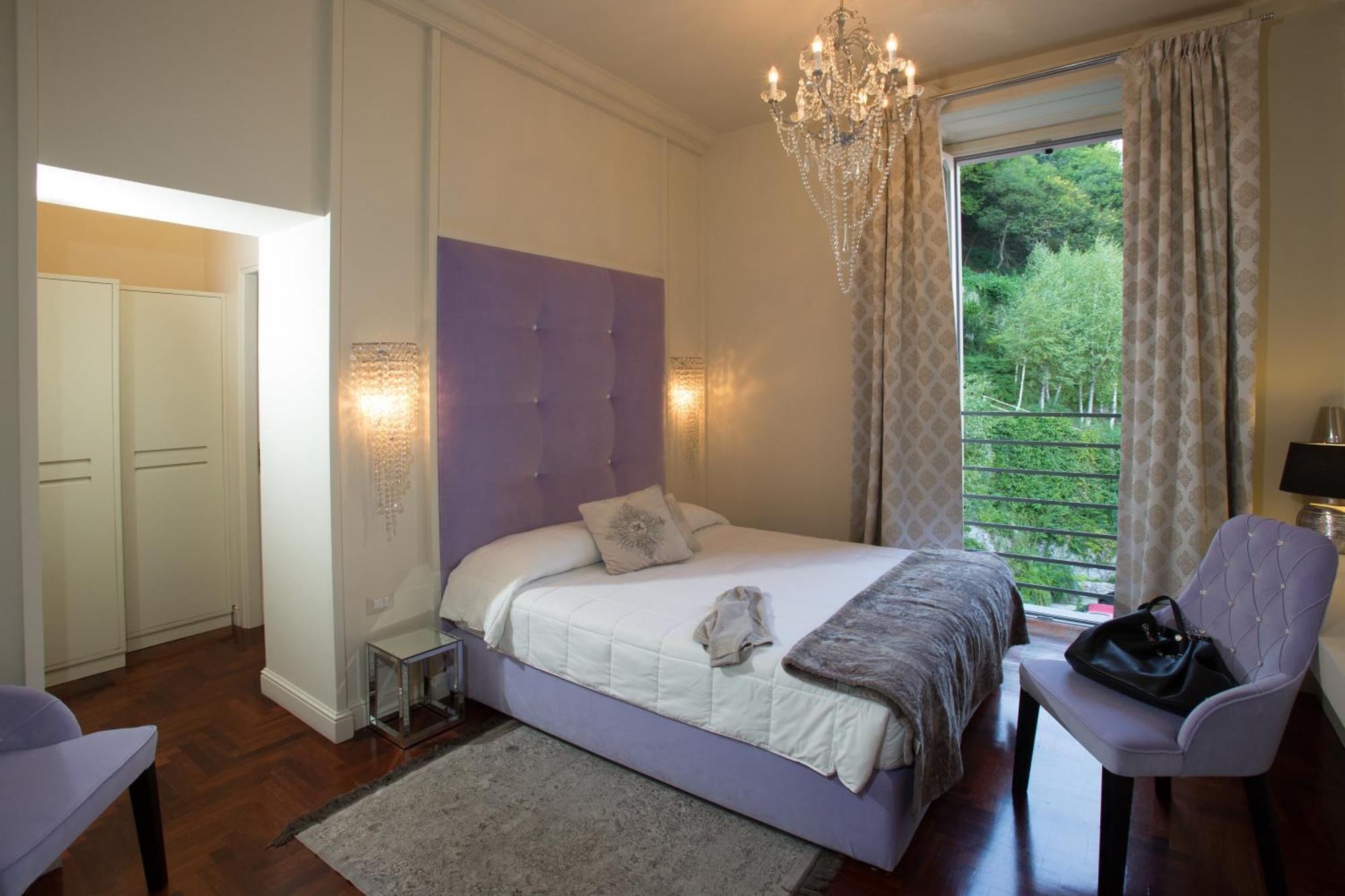 Boutique Hotel Villa Giulia Valmadrera Exteriör bild