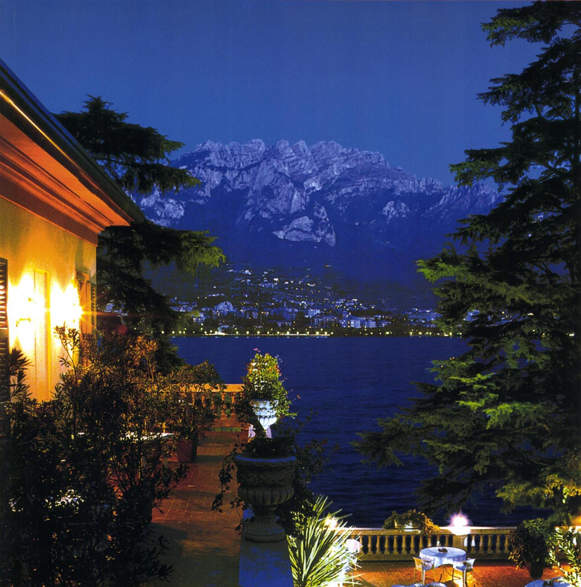 Boutique Hotel Villa Giulia Valmadrera Exteriör bild